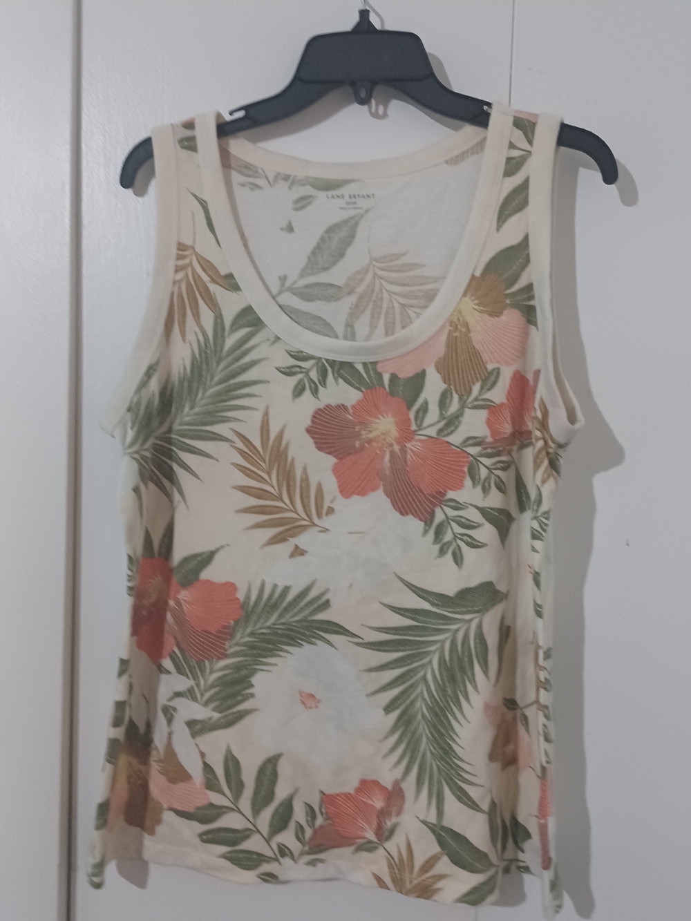 Lane Bryant Cream Tank Top with Coral Floral Print